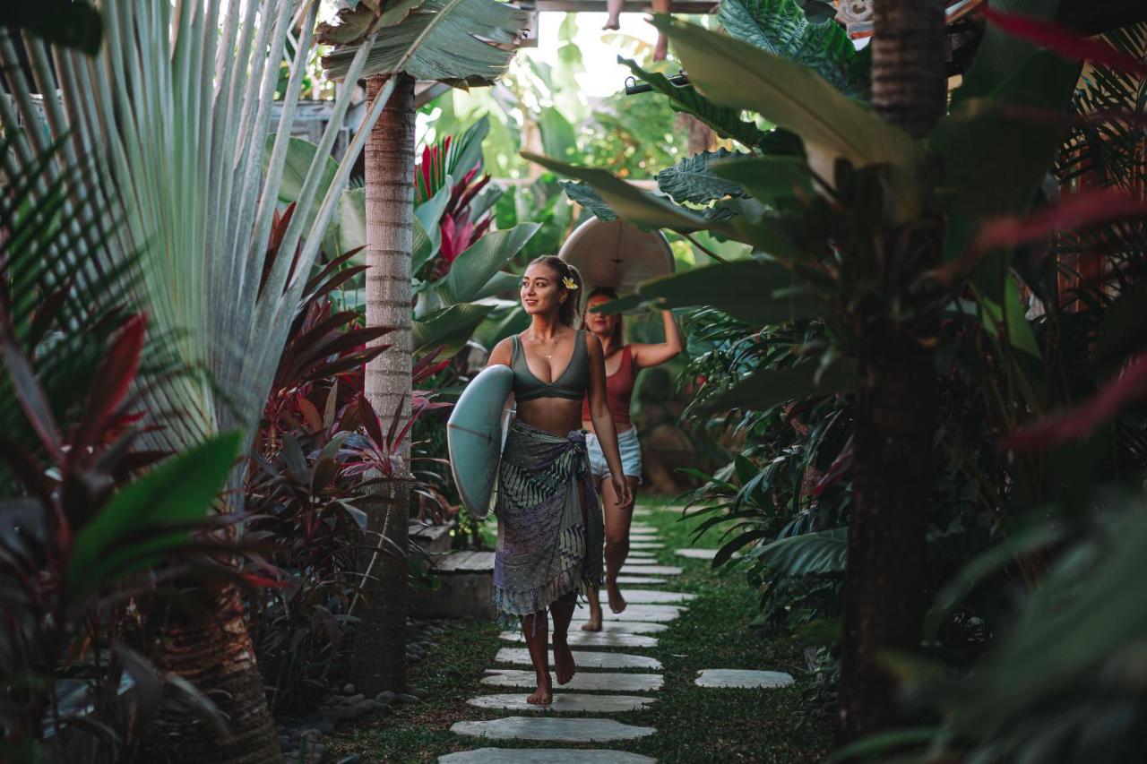 Seaside Tribe - Boutique Surf Stay & Retreat Tanah Lot  Ngoại thất bức ảnh