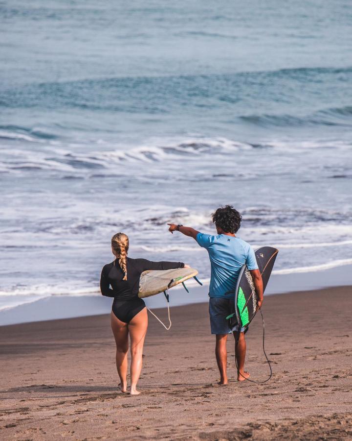 Seaside Tribe - Boutique Surf Stay & Retreat Tanah Lot  Ngoại thất bức ảnh